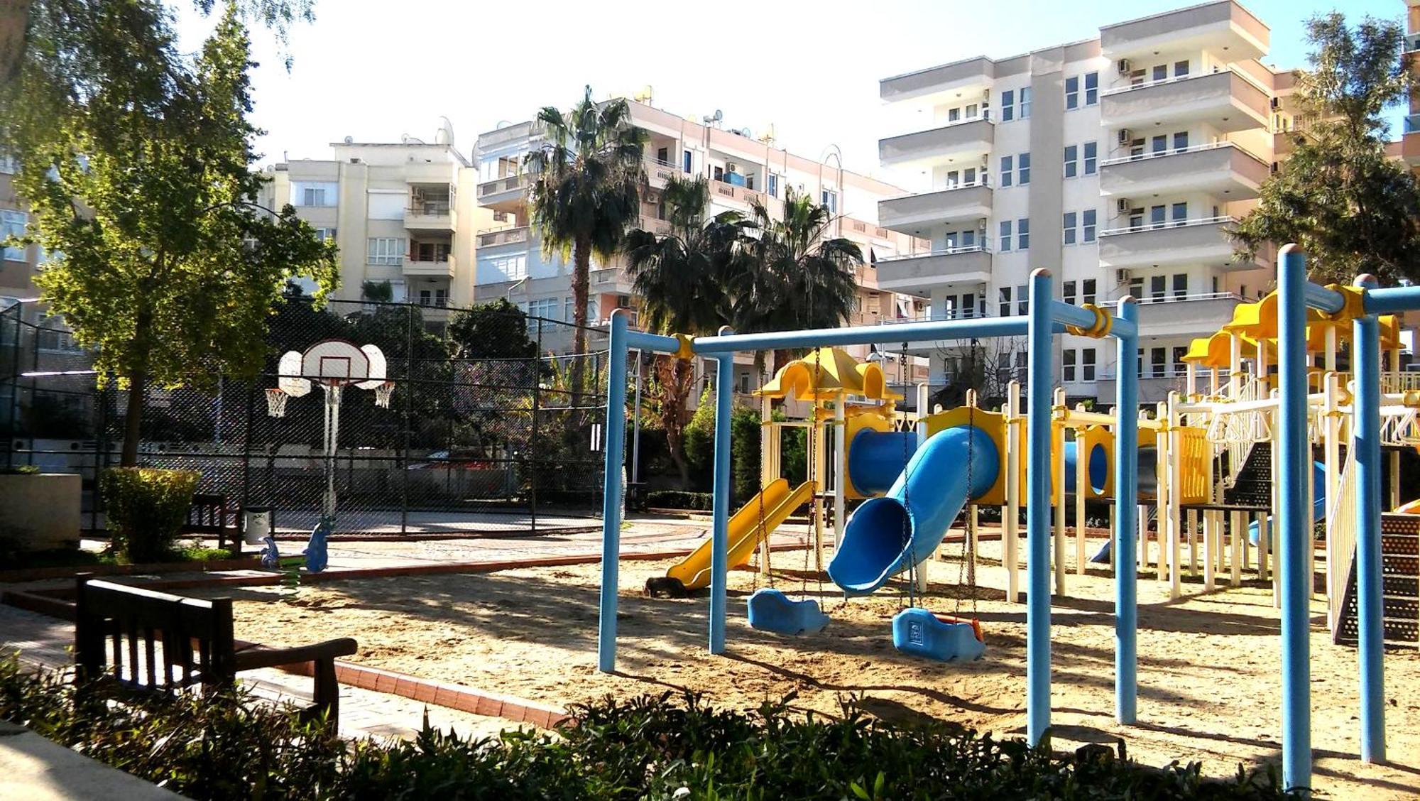 אלאניה Palm Beach Cleopatra House, Beautiful Private Apartment Just 300 Meters To Cleopatra Beach 14 With Umbrellas, Bikes And Many Extras Included! מראה חיצוני תמונה